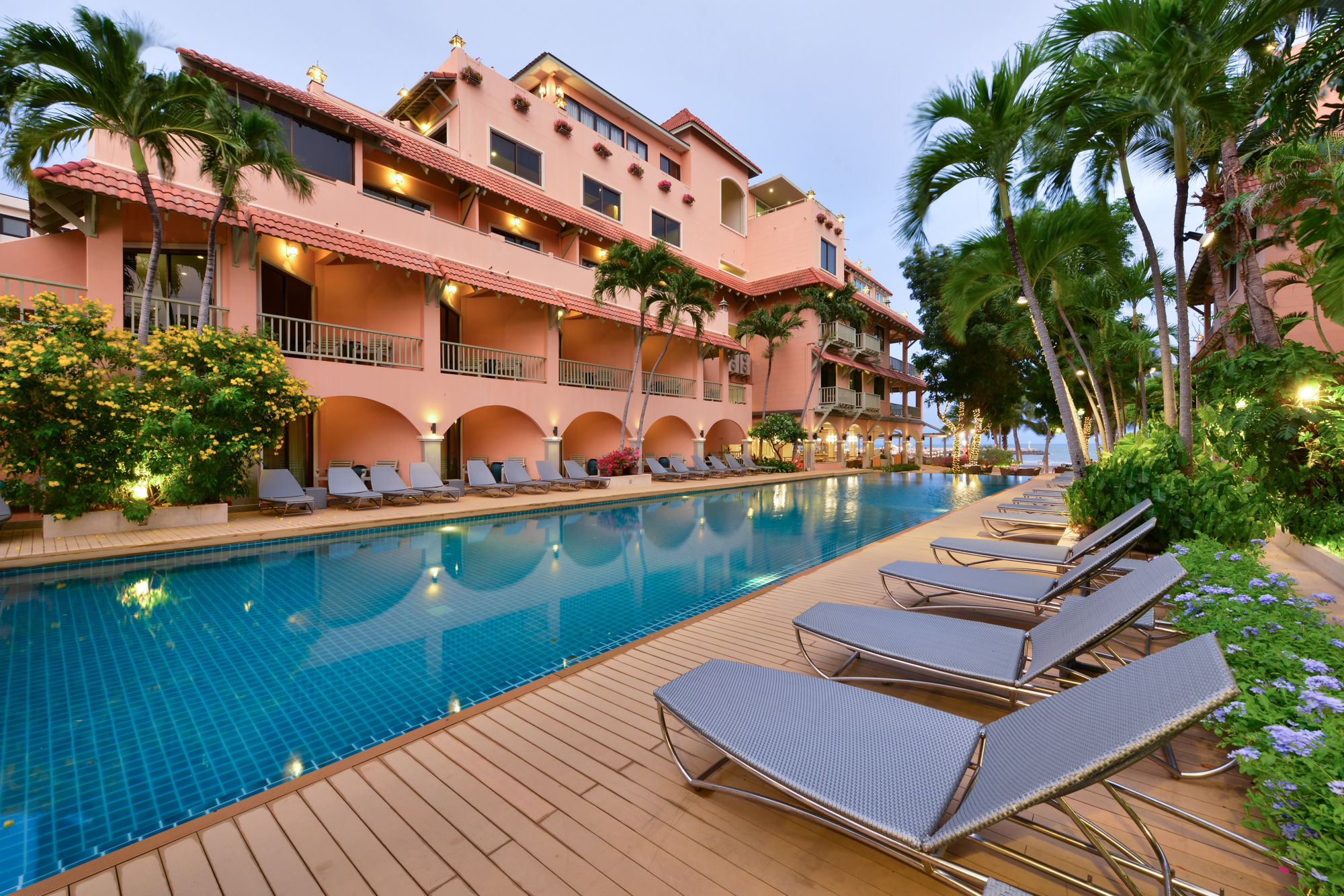 Dive into tranquility as you immerse yourself in the crystal-clear waters of our infinity pool, surrounded by lush tropical gardens and beautiful flowers with the sea view . Whether you seek a refreshing morning swim, a leisurely afternoon dip, or a romantic evening under the stars, our pool offers the perfect retreat for guests of all ages. Lounge in style on comfortable sunbeds, sip on refreshing cocktails and let the worries of the world melt away.
