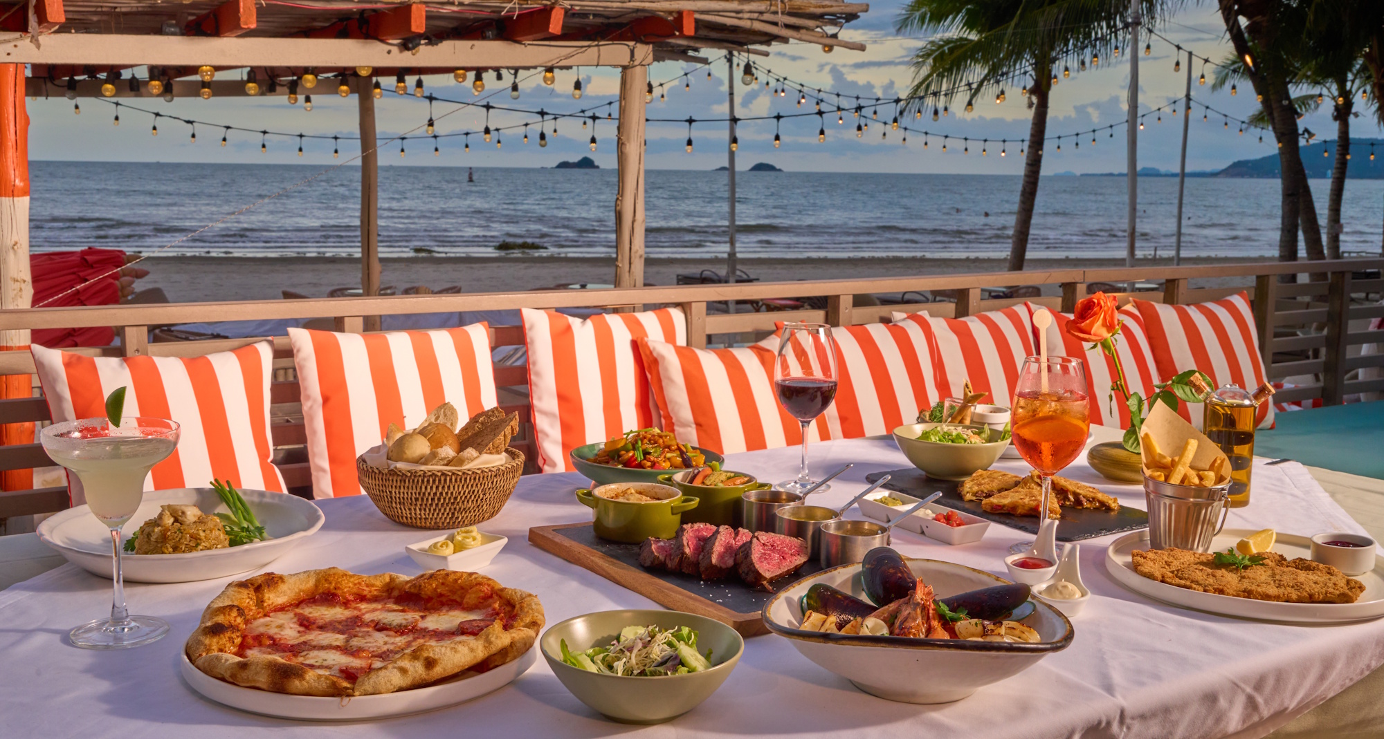 restaurant huahin,seafood huahin,special rate huahin,restaurant khaotakiab,restaurant beach,Huahin Beachfront Hotel and Resort,In the seaside resort of Hua Hin,americanfood huahin,ร้านอาหารริมทะเลหัวหิน,ร้านอาหาร5ดาวติดชายทะเล,ร้านอาหารพร้อมที่พัก,thebeachatanantasila