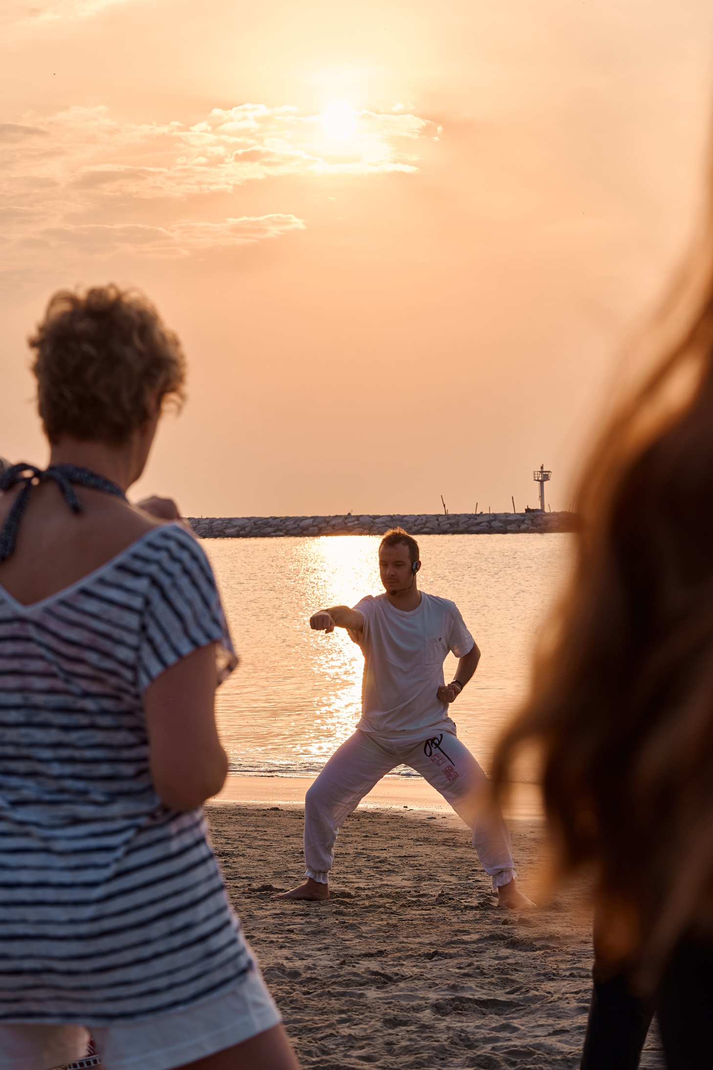 Qi qong,restaurant huahin,seafood huahin,special rate huahin,restaurant khaotakiab,restaurant beach,Huahin Beachfront Hotel and Resort,In the seaside resort of Hua Hin,americanfood huahin,ร้านอาหารริมทะเลหัวหิน,ร้านอาหาร5ดาวติดชายทะเล,ร้านอาหารพร้อมที่พัก,thebeachatanantasila